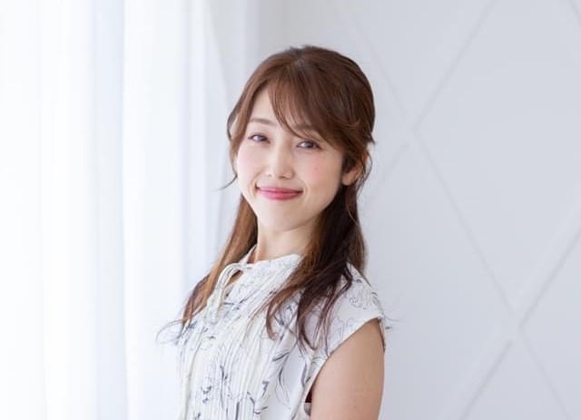 新井和奈